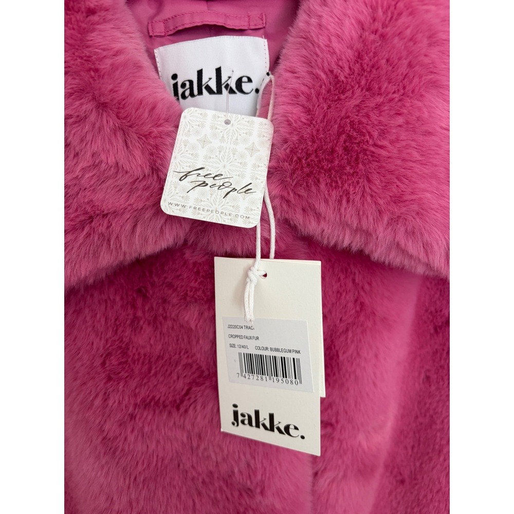 Jakke Traci cropped faux fur coat bubblegum pink size 8 Free People NWT - Picture 5 of 9